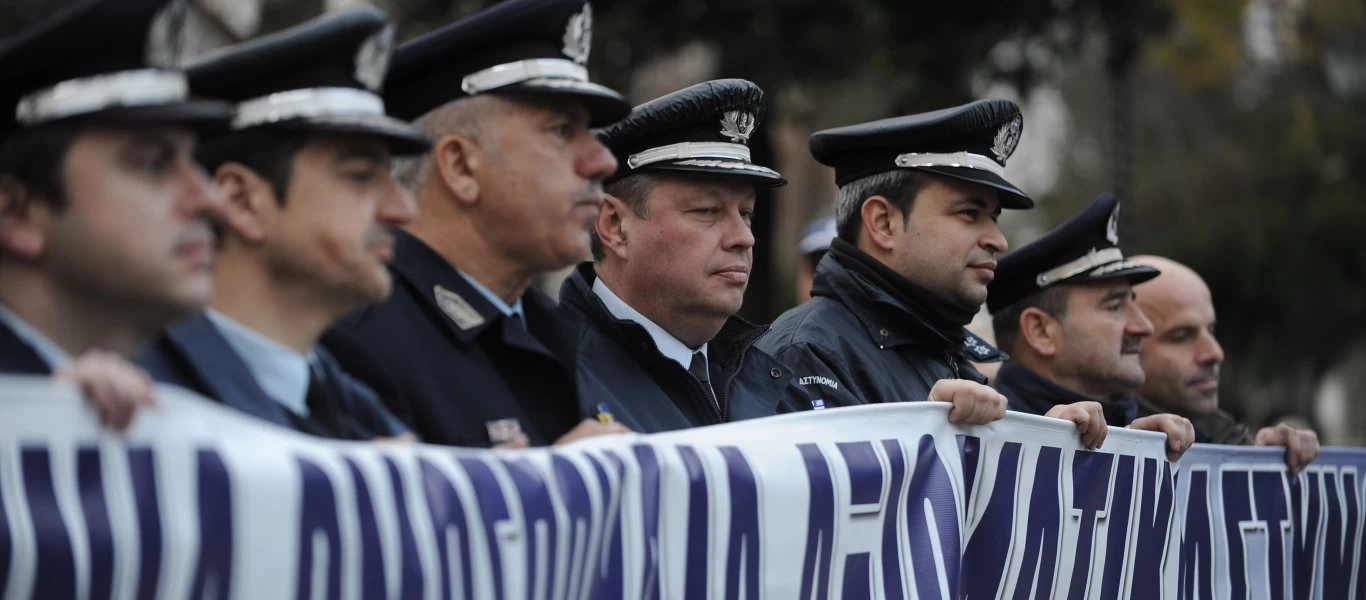 Νέο «κύμα» προσφυγών από τους ένστολους: Διεκδικούν αναδρομικά έως 55.000 ευρώ!